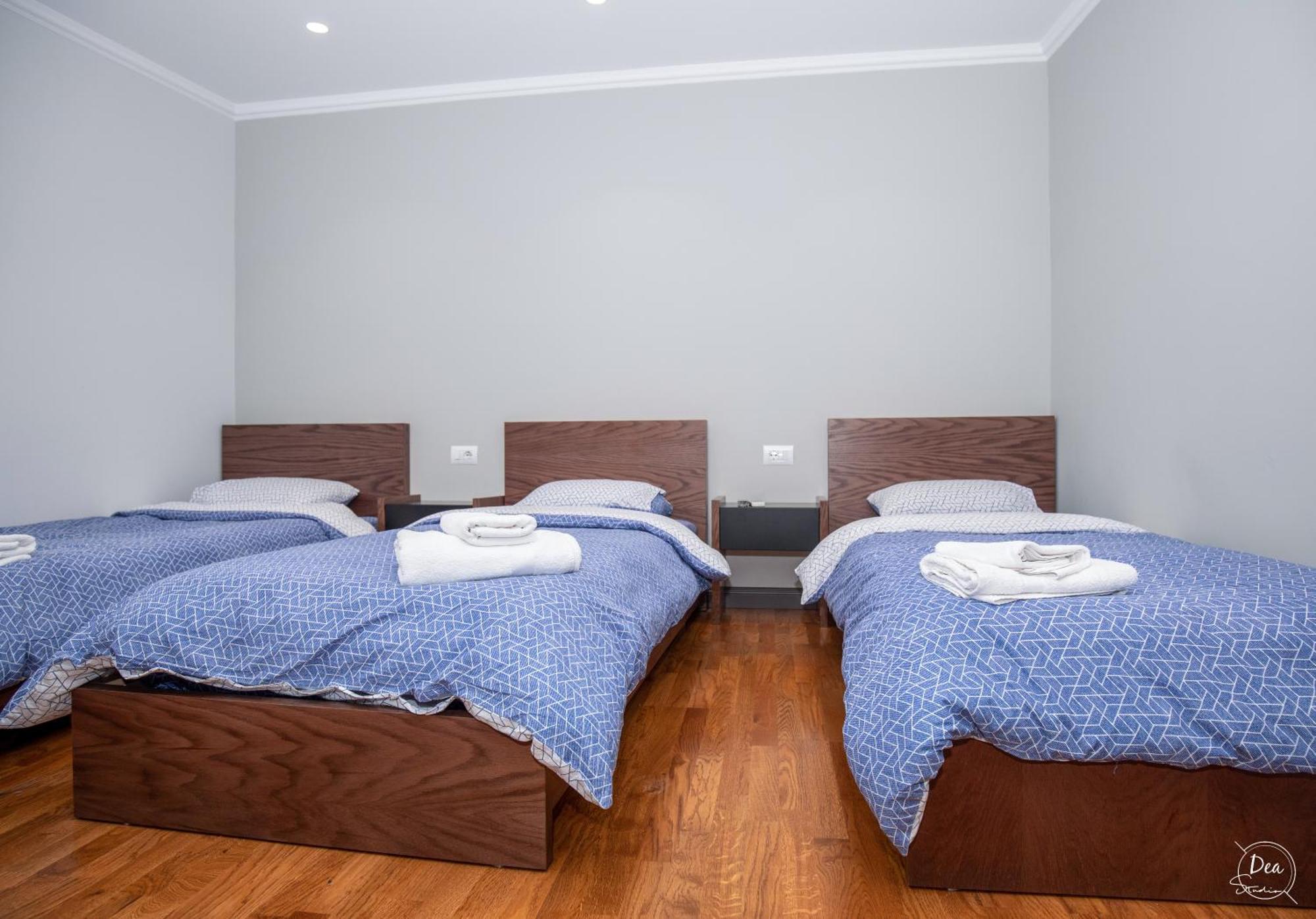 Suite Terrace Rooms & Apartments Korce Exterior photo
